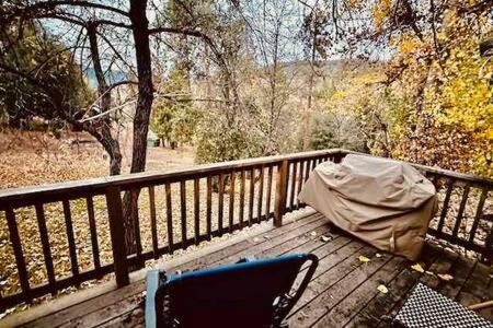 Blue Door Cottage 12 Miles To Yosemite Bbq Oakhurst Bagian luar foto